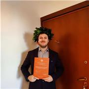 Laureato con il massimo dei voti in Scienze Chimico-tossicologiche per l'ambiente per studenti medie/liceo